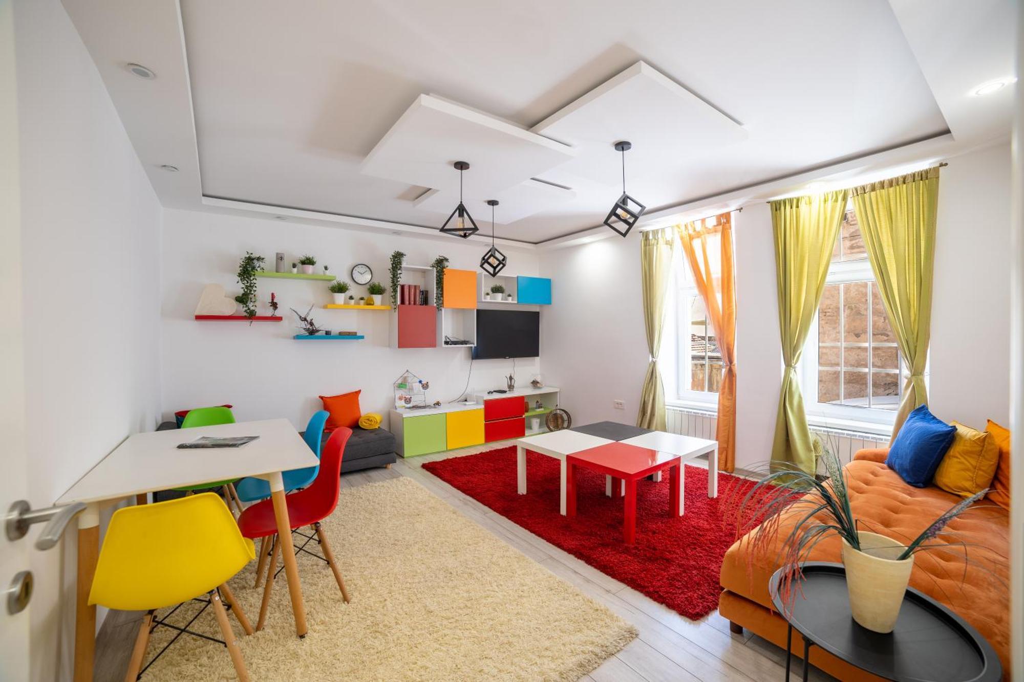 Old Town Colorful Two-Bedroom Apartment 塞拉耶佛 外观 照片