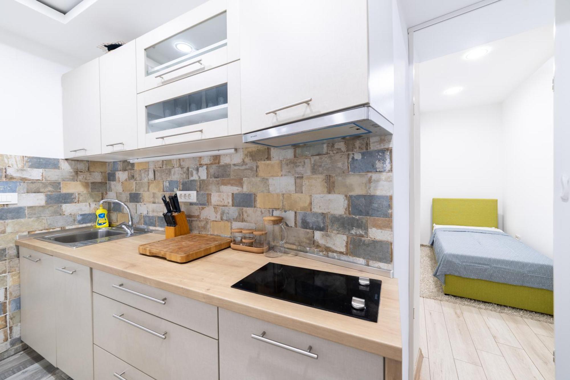 Old Town Colorful Two-Bedroom Apartment 塞拉耶佛 外观 照片