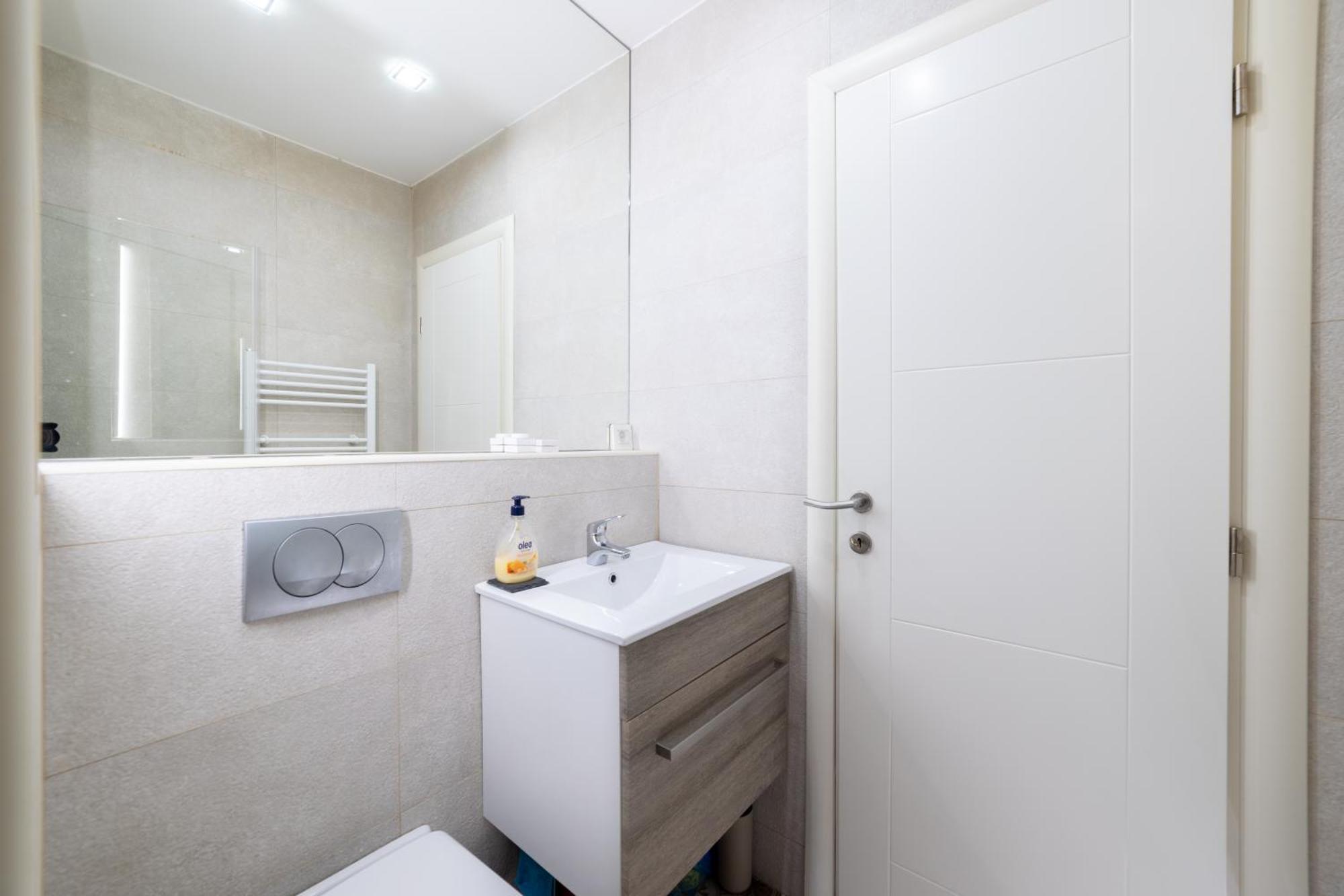Old Town Colorful Two-Bedroom Apartment 塞拉耶佛 外观 照片