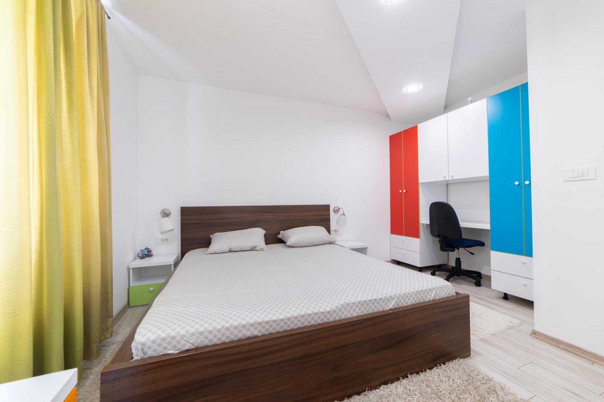 Old Town Colorful Two-Bedroom Apartment 塞拉耶佛 外观 照片